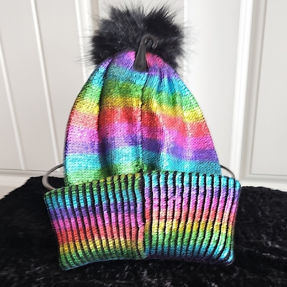 Kurt Geiger Black Knit Hat with Pom Pom NWT - Picture 5 of 6